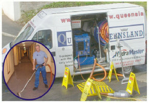 carpet cleaning in Cardiff : the vehicle and carpet cleaner